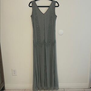 Elegant Gray Sleeveless Dress